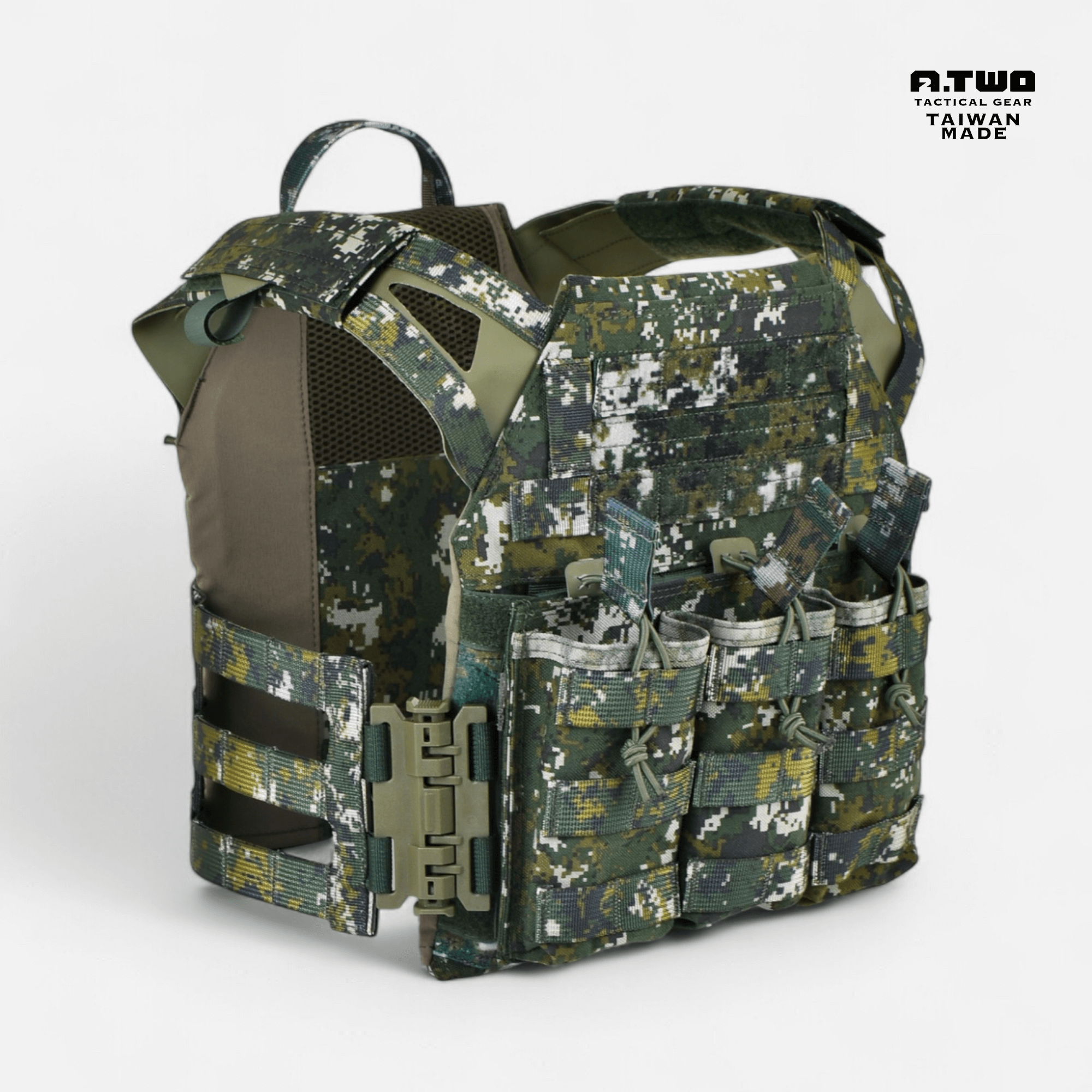 新発売 ޘ JPC 三聯直掛特仕版：省一片，更有效率