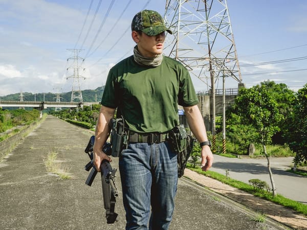 背心裝不下？浪人腰帶貼合靈活，補足輕量背心的掛載問題